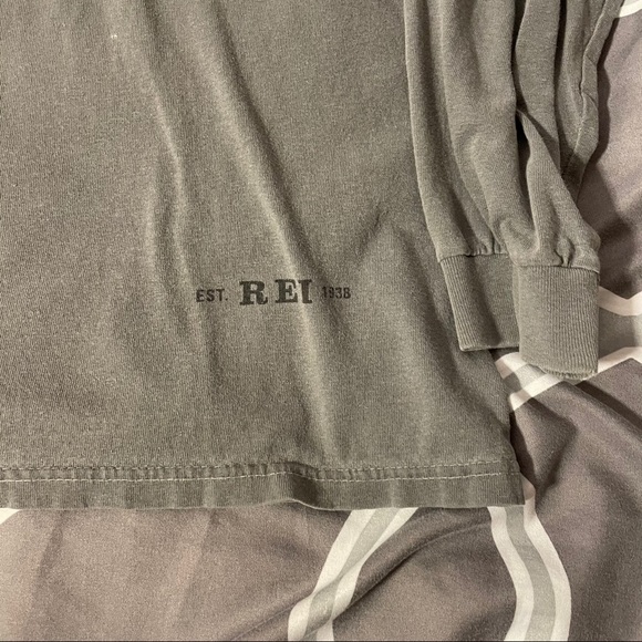 Vintage Distressed REI Long Sleeve Shirt - Picture 7 of 13